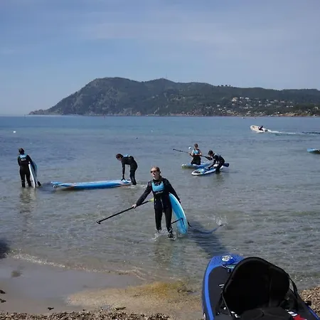 Le Calypso Les Pieds Dans L'eau 10 M
