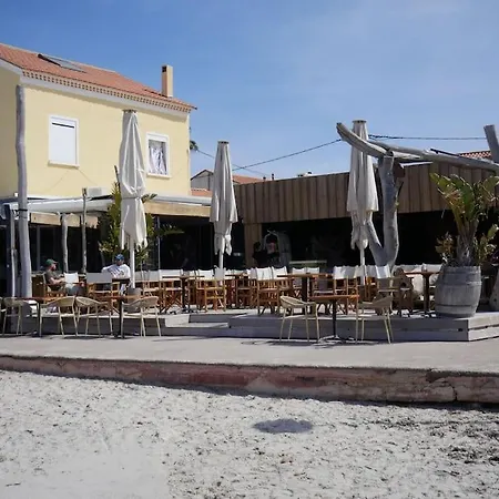 Le Calypso Les Pieds Dans L'eau 10 M Apartamento La Seyne-sur-Mer